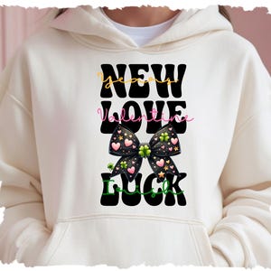Nieuwjaar 2025 Valentijnsdag St. patricks png-bestanden: digitale download sublimatieontwerp, 2 ontwerpen zwart en pastel dtf NEW LOVE LUCK