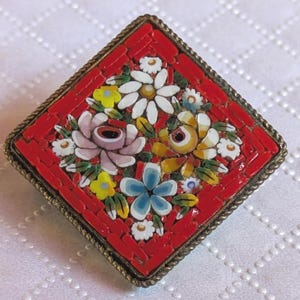 Antique Micro Mosaic Red Floral Brooch - Italian Micromosaic Millefiori E205