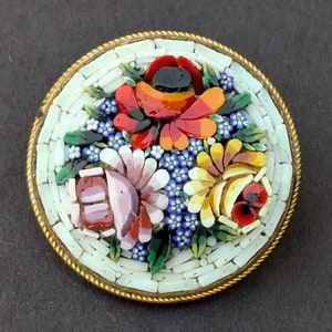 Antique Micro Mosaic Brooch Marked MADE IN ITALY - C Clasp Micromosaic - Dimensional Raised Tiles Bright Colors E181