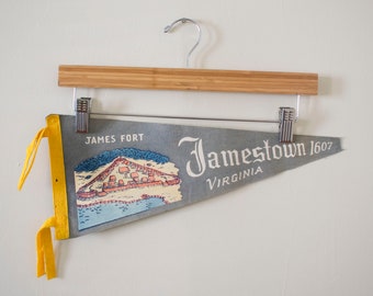 Vintage Jamestown Virginia Pennant Banner / 1950s US State Banner / Vintage 50s Wall Decor /Jamestown Virginia Banner / Early American Decor