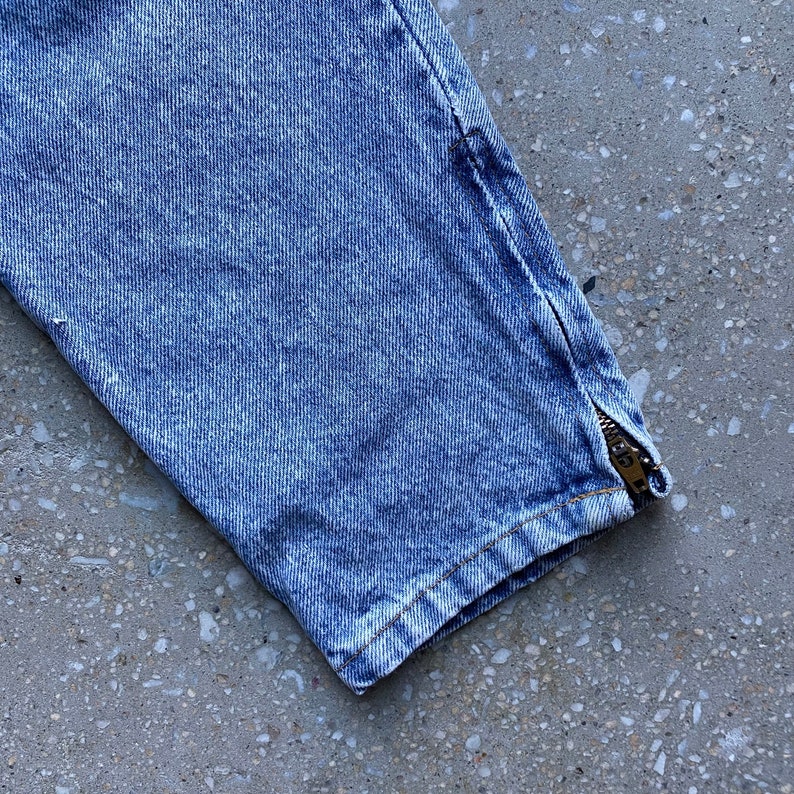 Vintage 90s Jeans / Bonjour Jeans Small / Vintage High Waisted Jeans / Vintage Stone Washed Jeans / Vintage Light Wash Denim Jeans 28 Waist image 5