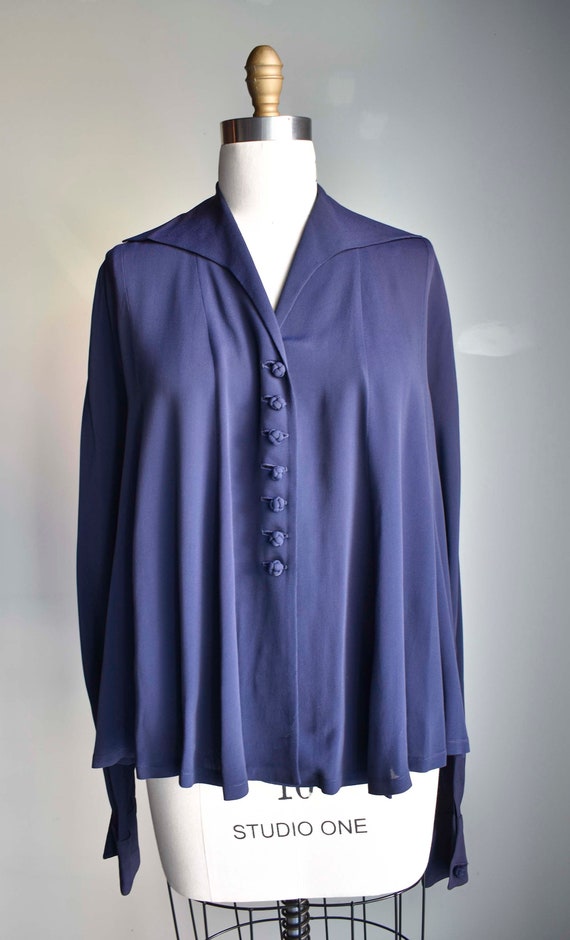 Vintage 1940s Navy Blue Blouse / 1940s Smocked Sw… - image 2