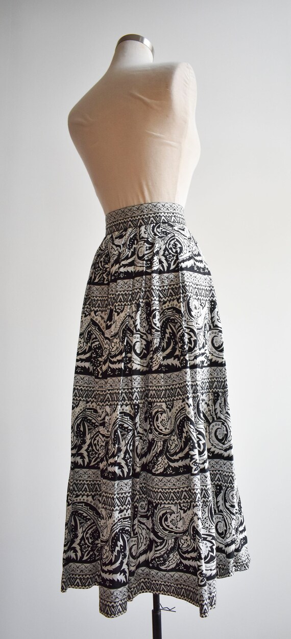 Vintage Black and White Cotton Skirt - image 9