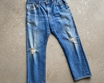 Vintage Lee Jeans / Vintage Broken In Jeans 35 Waist / Thrashed Vintage Jeans / Vintage  Lee Jeans 36 Waist