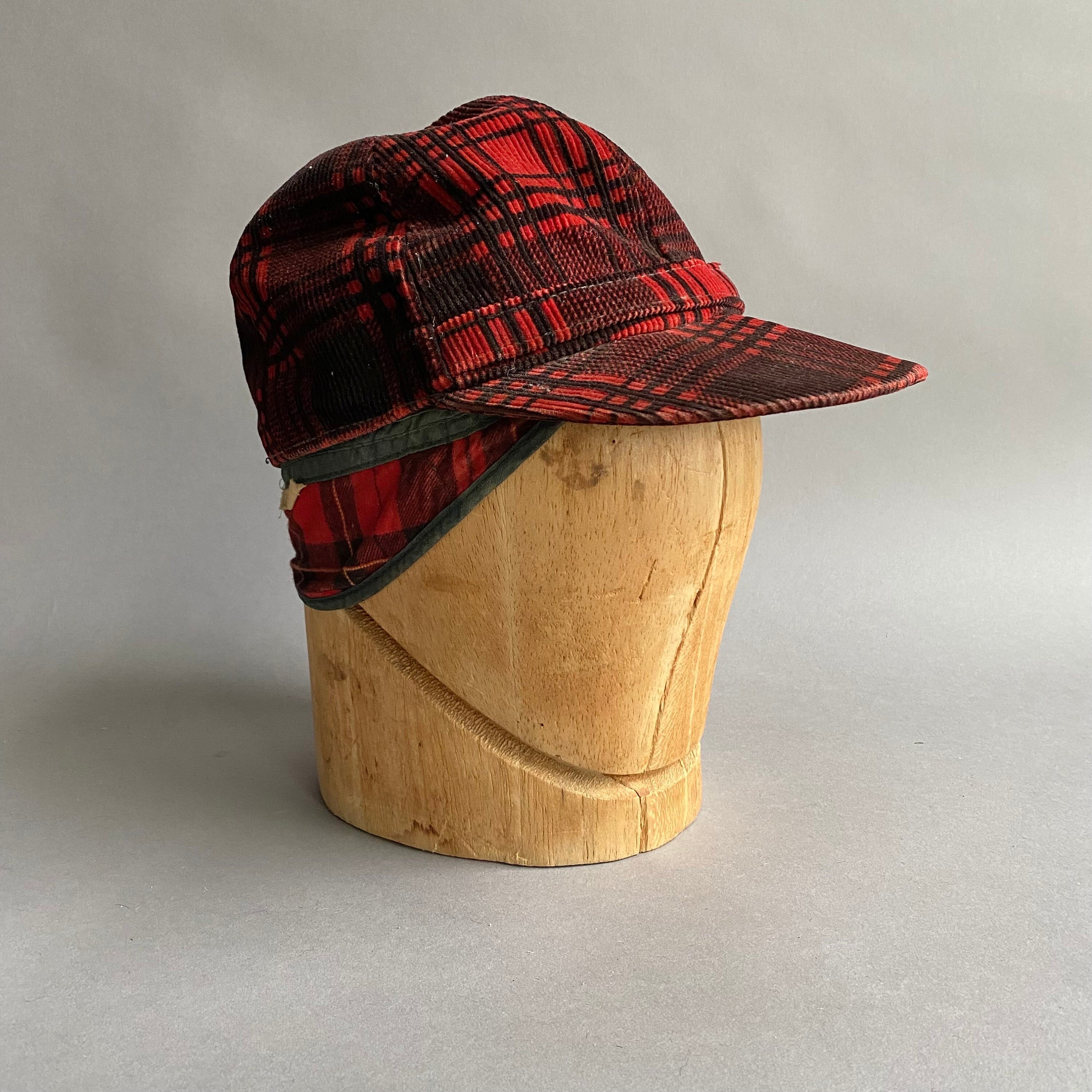 1930s 1940s Lumberjack Plaid Hunting Cap / Vintage Antique