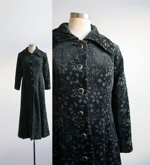 Vintage 1960s Black Tapestry Coat / Vintage Tapest