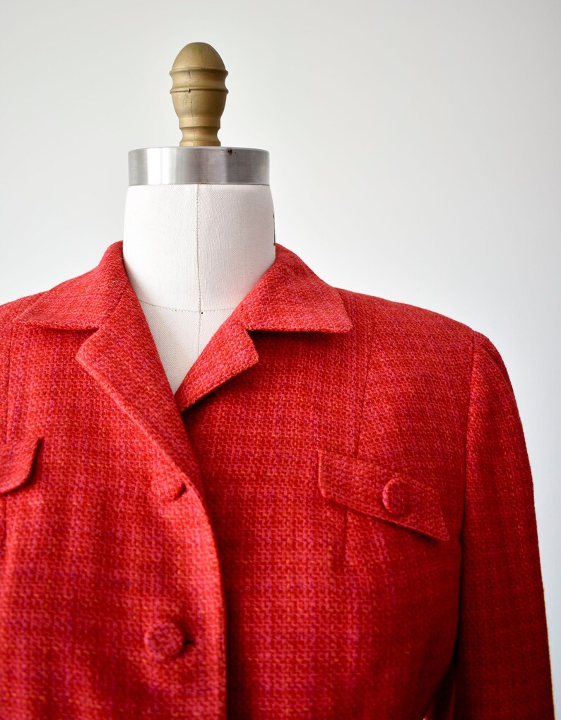 Blazer en laine rouge vintage des années 1950 / Blazer en laine rouge des années 1960 / Veste en tweed rouge / Veste vintage recadrée / Veste en laine rouge / Veste de costume des années 1960 image 6