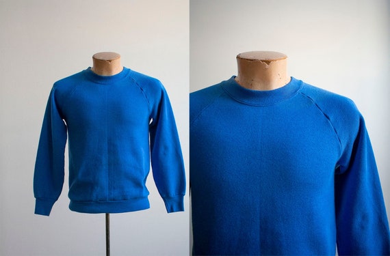 Vintage 1980s Blue Raglan Sweatshirt / Vintage Fru