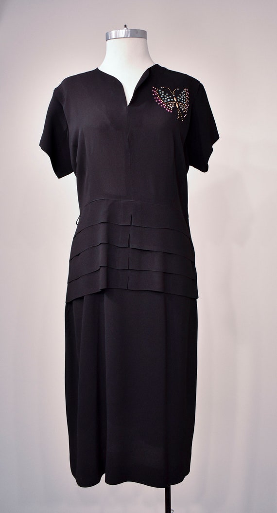 1940s Black Cocktail Dress with Sequin Butterfly - image 2