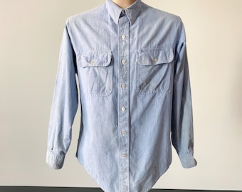 Vintage Light Wash Denim Work Shirt / Vintage 60s Denim Shirt / 70s Denim Shirt / Thrashed Denim Work Shirt / USA Menswear Vintage Shirt