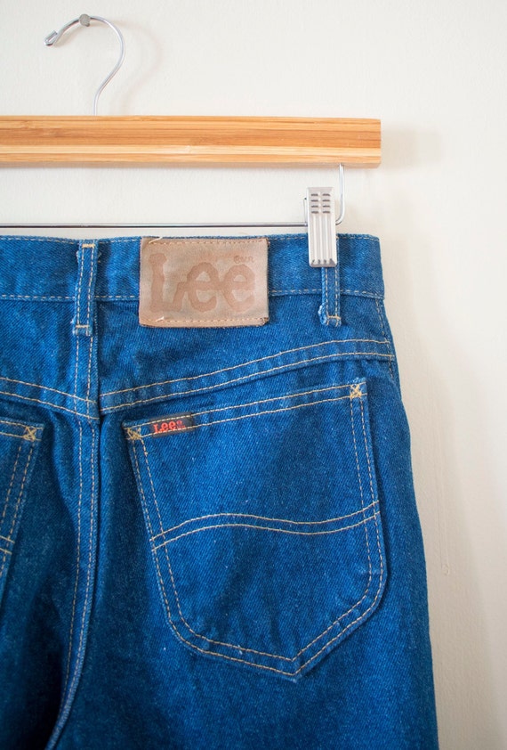 Small 70s Vintage Lee Jeans / Vintage Dark Wash Jeans