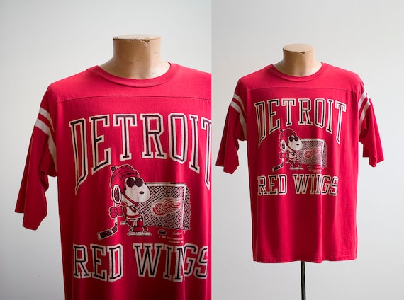 Vintage Detroit Red Wings Tshirt / Vintage Snoopy