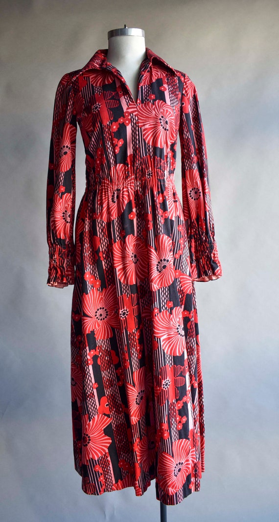 1970s Floral Maxi Dress / Vintage Heavy Cotton Re… - image 2