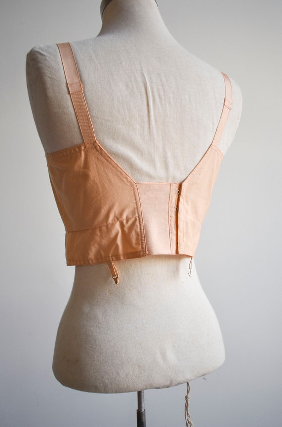 1940s Formfit Bustier Bra with Garter Straps - image 9