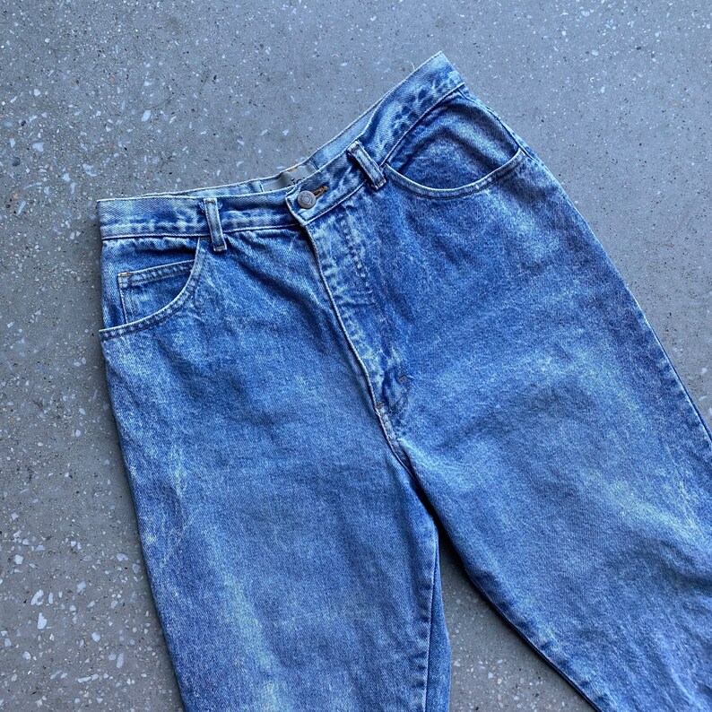 Vintage 90s Jeans / Bonjour Jeans Small / Vintage High Waisted Jeans / Vintage Stone Washed Jeans / Vintage Light Wash Denim Jeans 28 Waist image 4