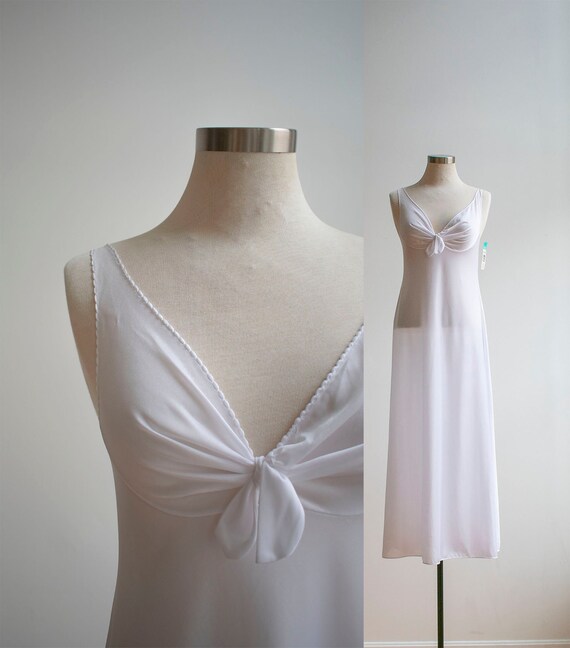 Vintage 1970s Slip / Long White Slip / 1970s Vanit