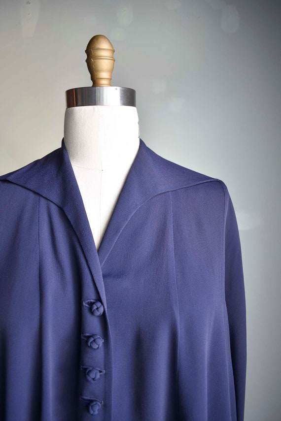 Vintage 1940s Navy Blue Blouse / 1940s Smocked Sw… - image 6