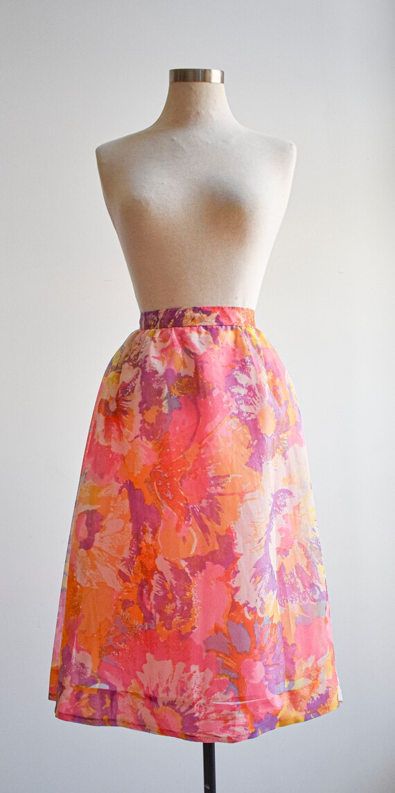 1950s Pink Floral Skirt - image 2