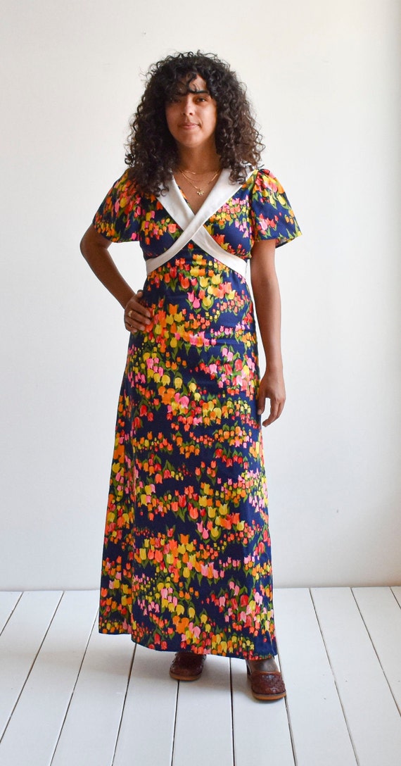 1970s Flower Power Maxi Dress - image 2