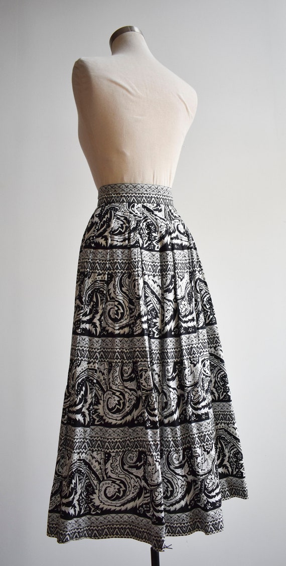 Vintage Black and White Cotton Skirt - image 8