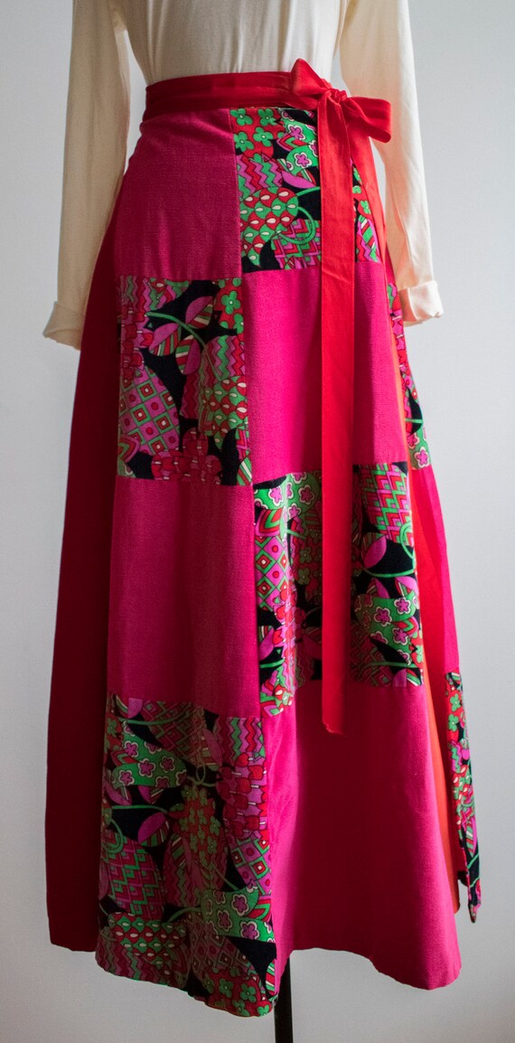 Vintage 1970s Maxi Skirt / Bright Pink Velour Ski… - image 2