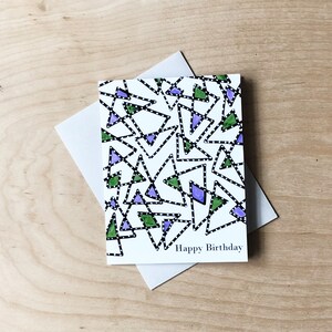 joyeux anniversaire, carte de voeux, violet, vert, aquarelle, formes, triangles, géométrique, fête