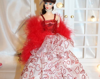 BEST Popular Barbie Doll sized Cloth@A Fashion Gold Gown+A Veil+A Gloves@On Sale