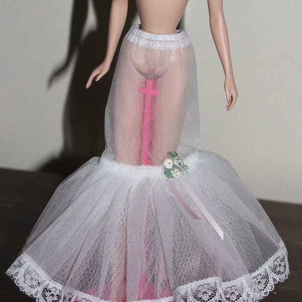 Fit & Flare Slim White Crinoline, Petticoat Slip, 1:6 Scale Fashion Doll Clothes for under their  Ballgowns