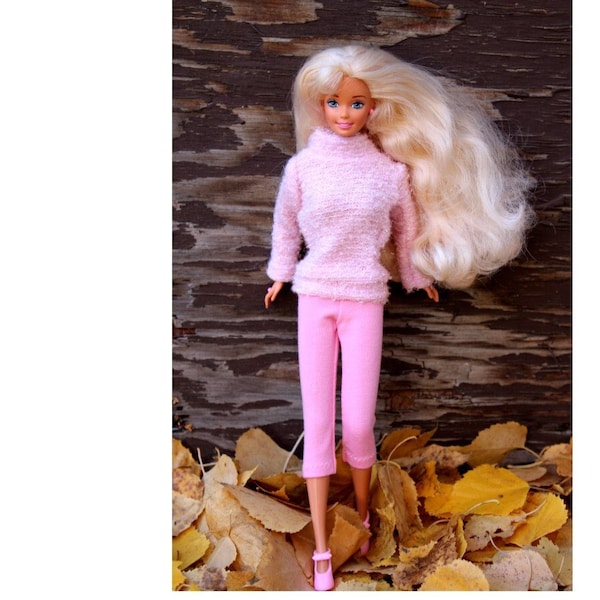 Winter Pink Sweater & Pink Stretch Capri Short Pants for 1:6 Scale Fashion dolls 11.5" to 12.5" tall.  Snow Cold Clothes, doll not included