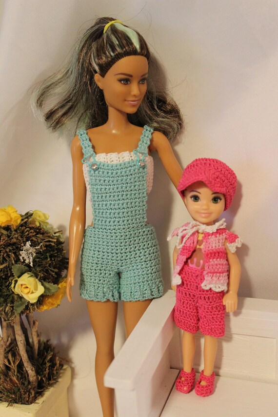 Barbie’s Sister Chelsea’s Christmas Dress Hat & Stocking 