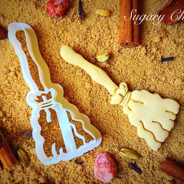 Halloween Witches Broom cookie cutter