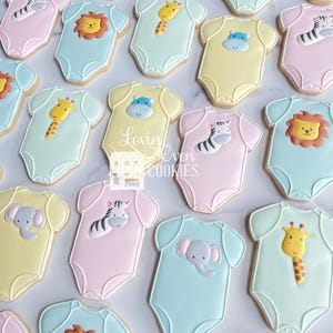 Galletas de azúcar decoradas con temática de safari y jungla, 1 docena de galletas, baby shower, cumpleaños, recuerdo comestible, mesa de postres, jirafa, león, elefante, imagen 1