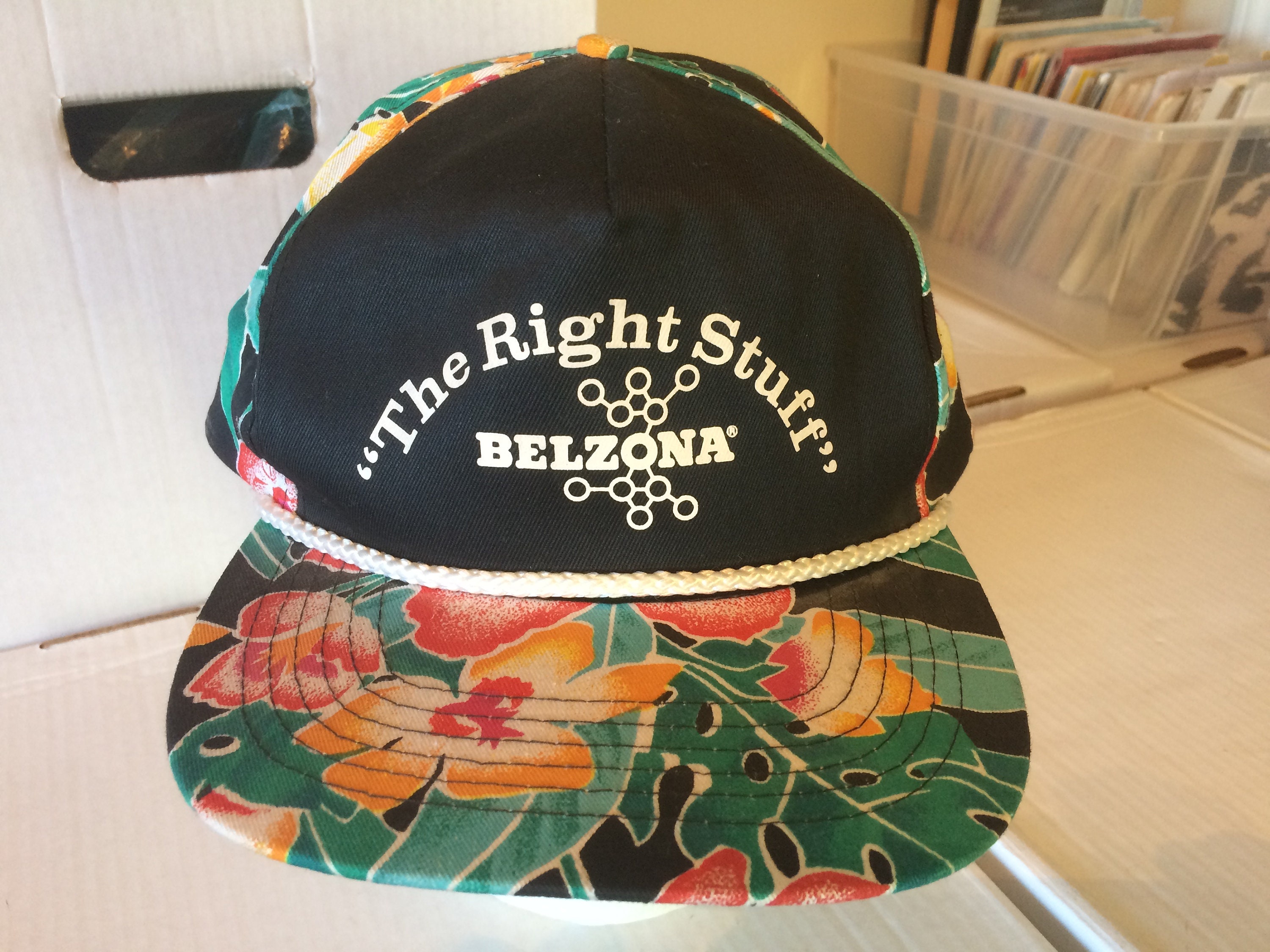 Vintage Baseball Cap belzona the Right 