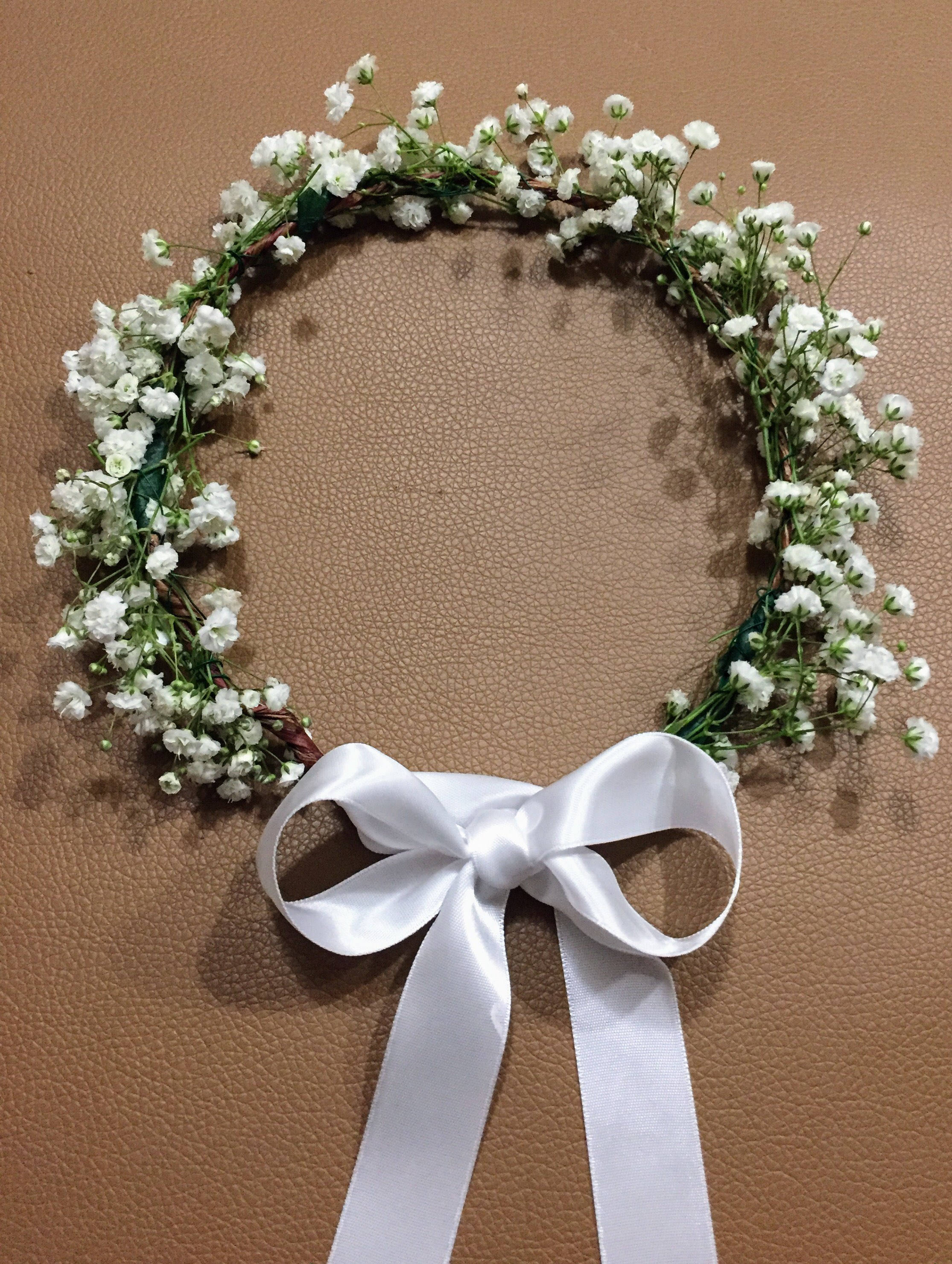 How to Make a Baby's Breath Flower Crown - Zoë With Love