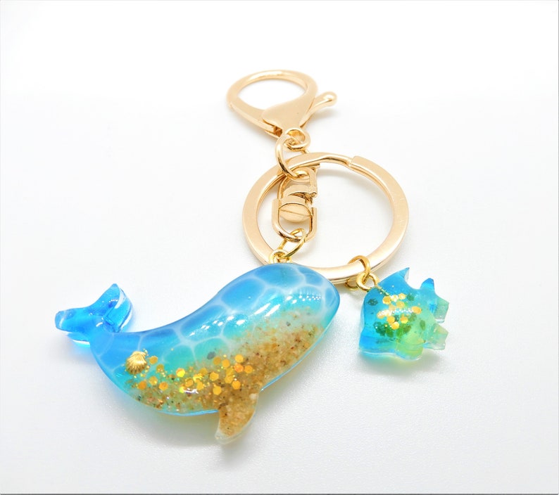Resin Whale Keychain Whale Keychain Ocean Keyring Sea Etsy