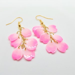 Kersenbloesem oorbellen, hars oorbellen sakura, sakura oorbellen, sakura bloemblaadje oorbellen, bloem oorbellen, hars oorbellen, hars sieraden