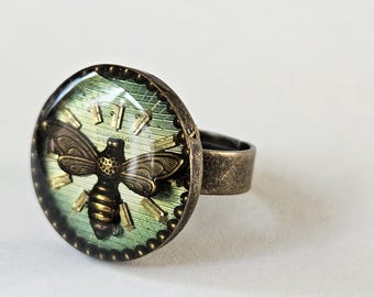 Steampunk Bee Ring – Antique Brass Resin Ring with Vintage Watch Dial