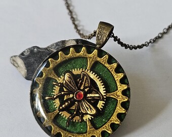 Steampunk Bee Pendant Necklace – Green Resin Gear Jewelry, Victorian Brass