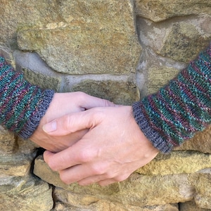 Worktime Wrist Warmers Knitting Pattern WM2082