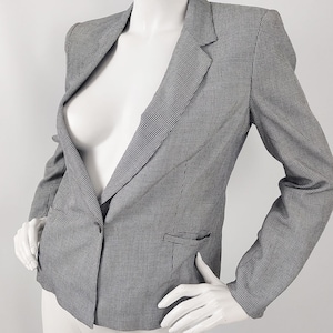 Vintage 80s Blazer Jacket Women, Boxy Jacket, Short Blazer, Shoulder Pads, 1980s Clothing, Black & White, Checked Jacket, Houndstooth Jacket
