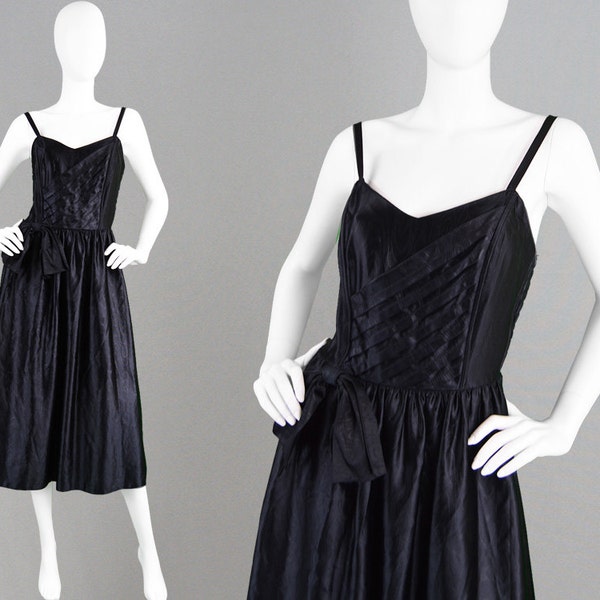 Vintage 80s avondjurk Spaghetti bandjes Smocking jurk Strappy jurk Prom jurk klassieke jurk zwarte Party jurk Moire jurk glanzende jurk