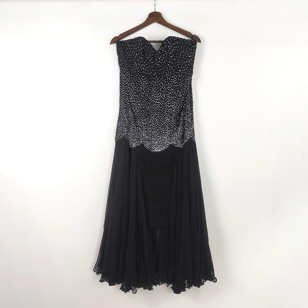 Robe cintrée sequins noir femme | Bonobo