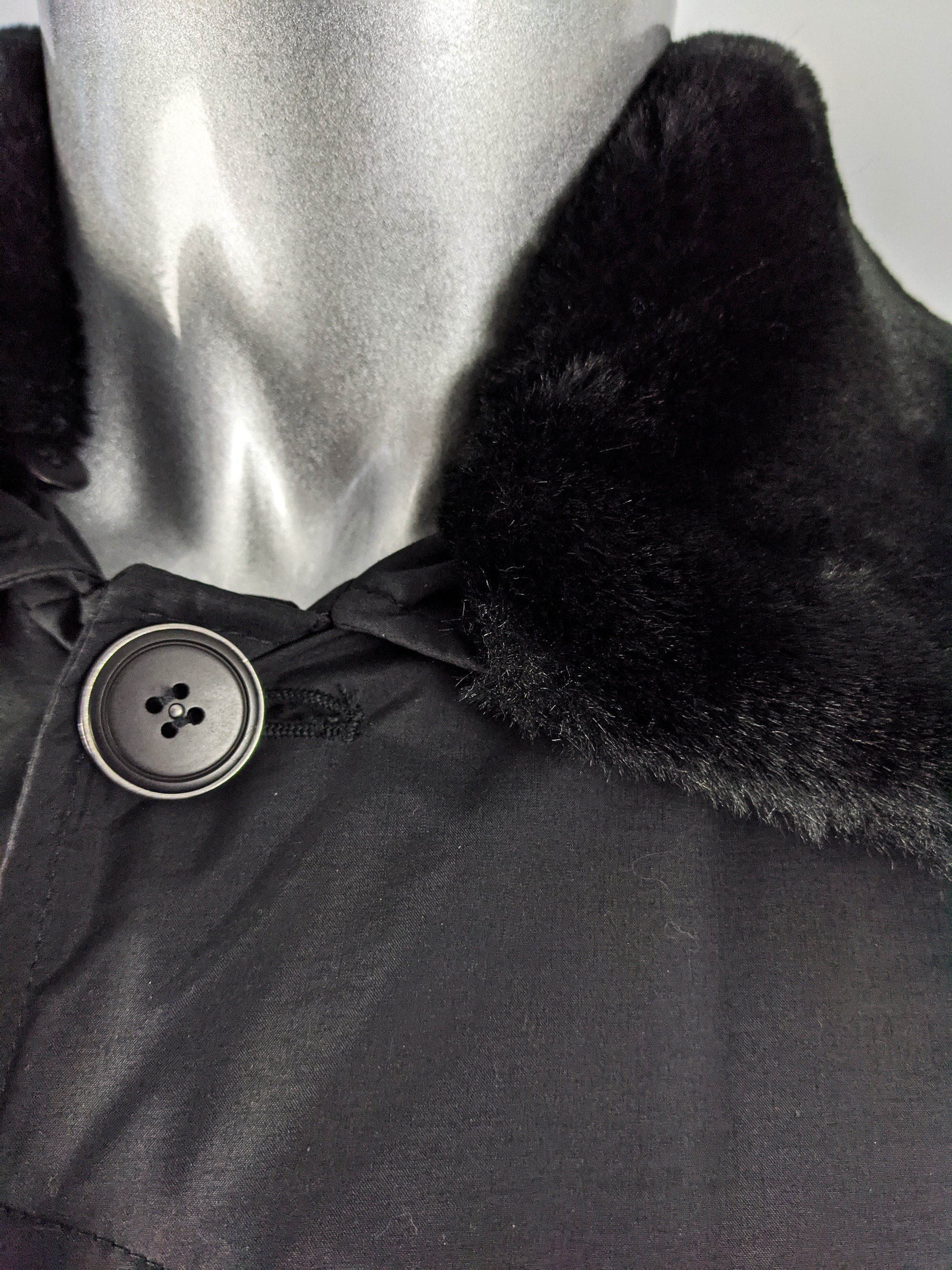 VERSUS Versaceファーコート Vintage VERSACE Coat Versus Versace Jacket Black Faux Fur Collar