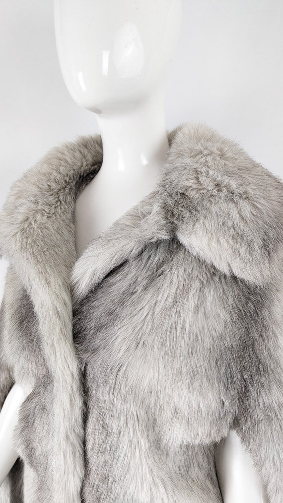Vintage 70s Faux Fur Cape Coat, Furry Cape, Boho Cloa… Gem