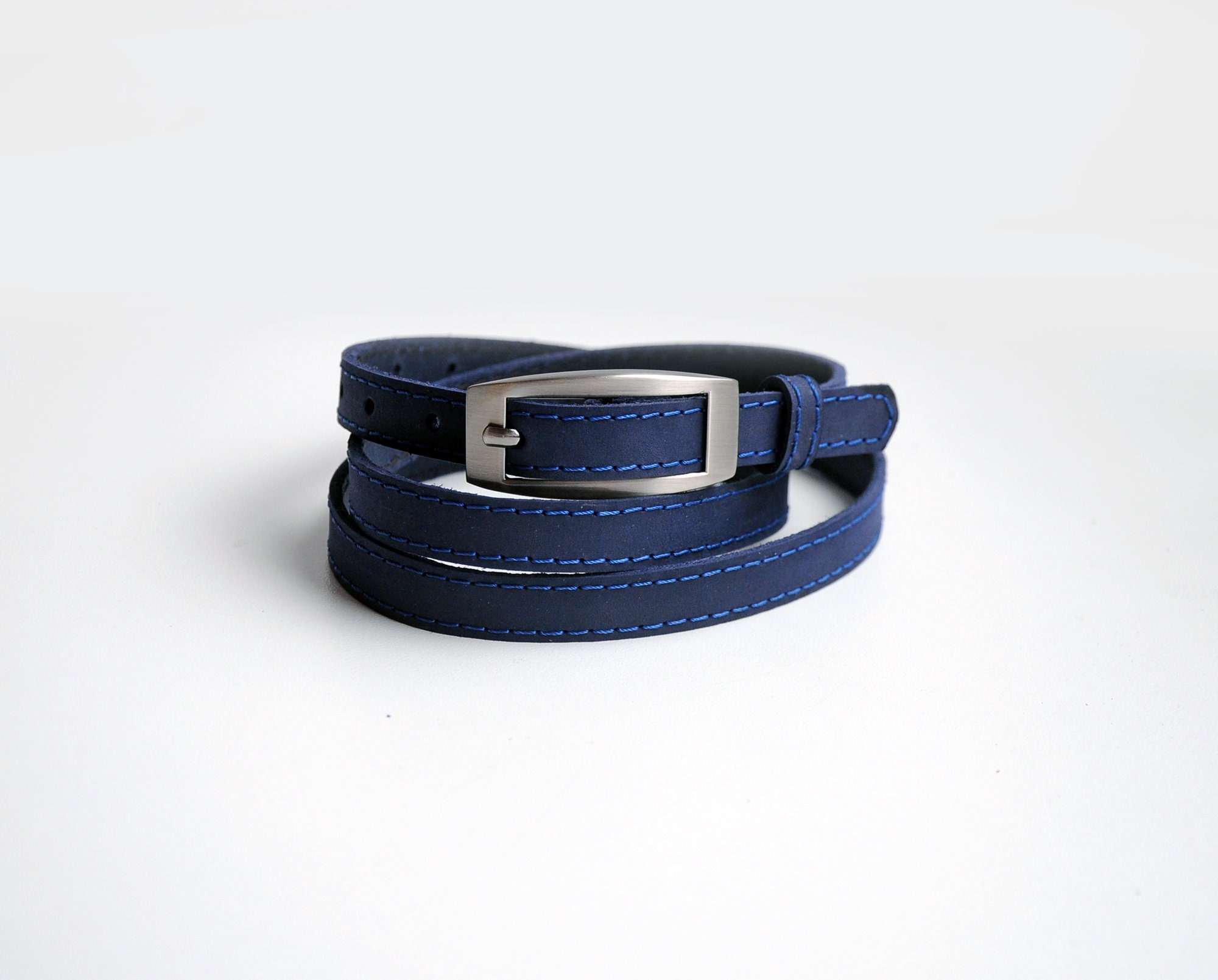 ladies navy belt
