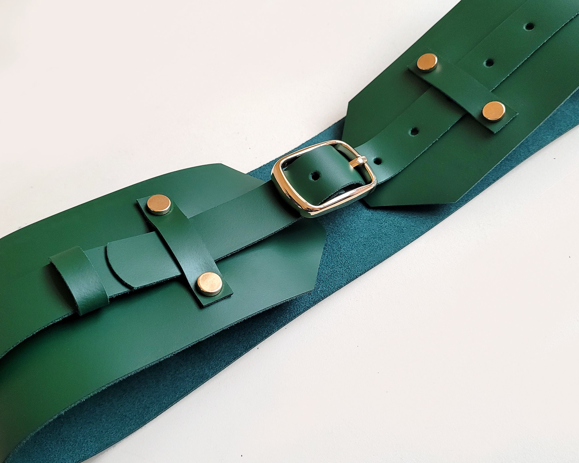 Wide Leather Belt in Green, Womens Waist Corset Belt for  display picture 2