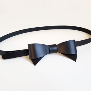 Black Leather Bow Belt: Women&#39;s Waist Accessory