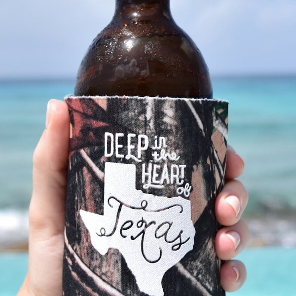 Texas Can Cooler Beer Cozy "Deep in the Heart of Texas" in Camo