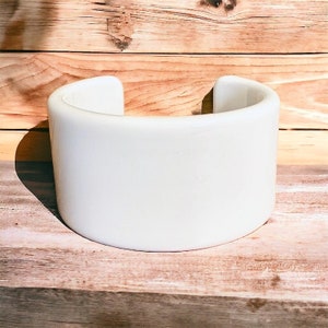 White Acrylic Cuff - Retro Vintage Acrylic Bracelet Vintage Jewelry - Women Bracelet