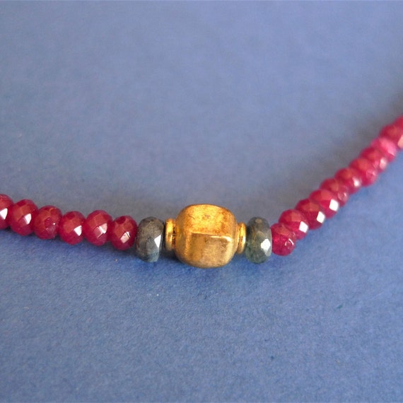 Beautiful Ruby Necklace with Two Sapphires and a … - image 4